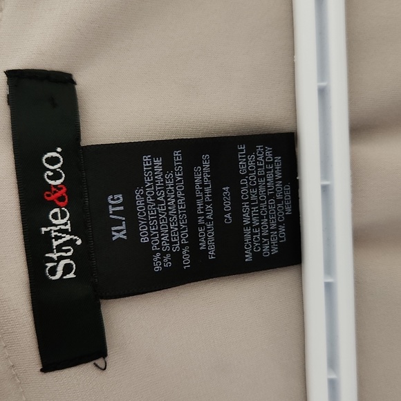 Pretty Tunic - Picture 4 of 5